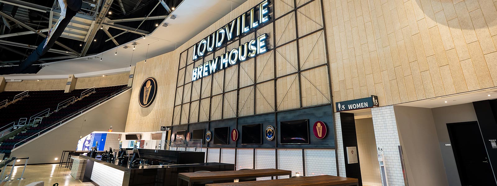 250218-loudville-bar_1600x600.jpg